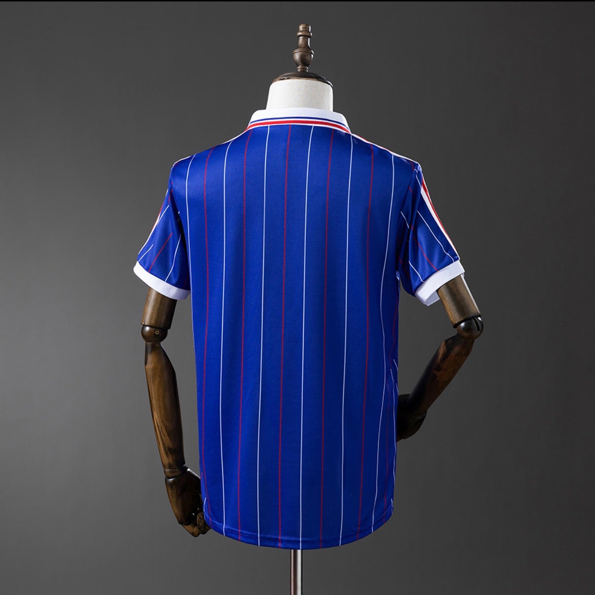 Retro France 1982 home